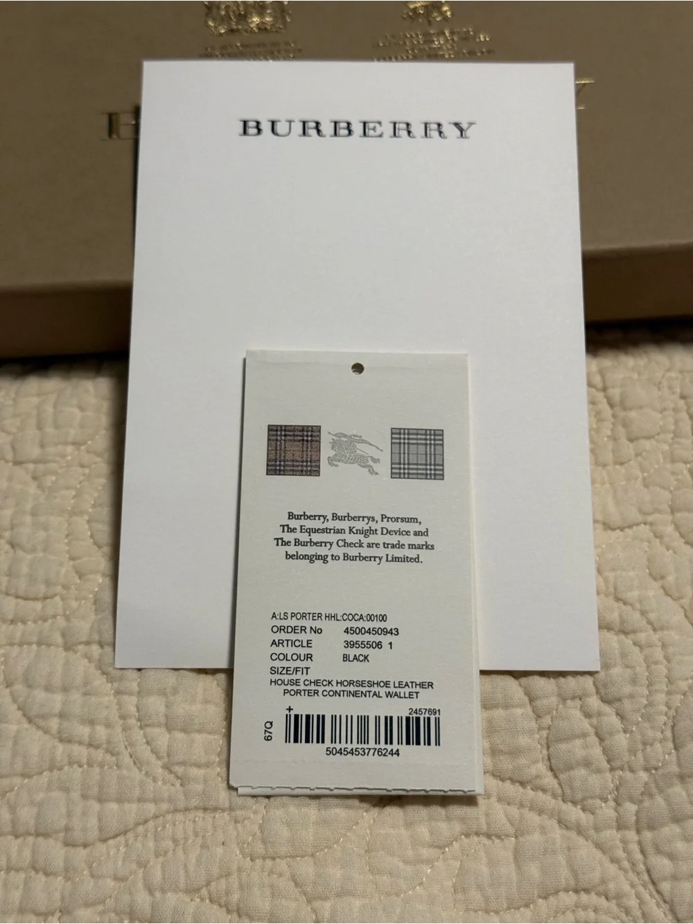 Burberry iconic Leather & Beige Check Wallet! Full inclusion with COA!!